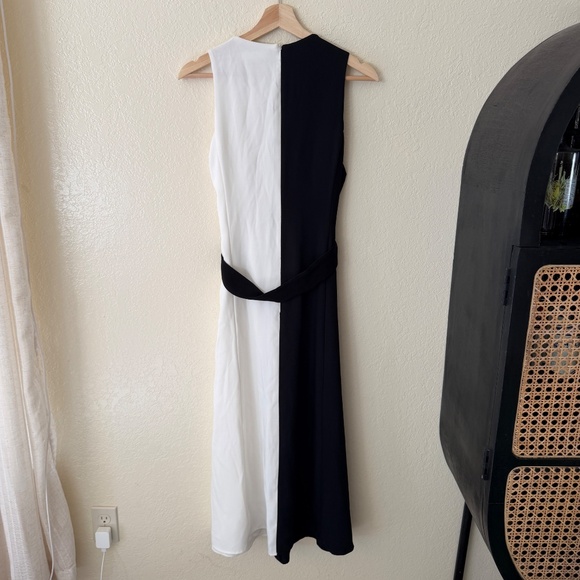 Black and White Two Tone Belt Dress - Picture 7 of 10